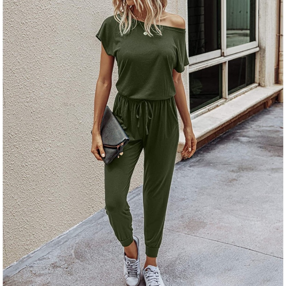 New without tags, never worn. Short sleeve jumper